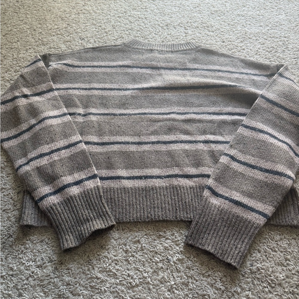 Carly Jean Los Angeles Striped Brown and Gray Sweater - Picture 3 of 3